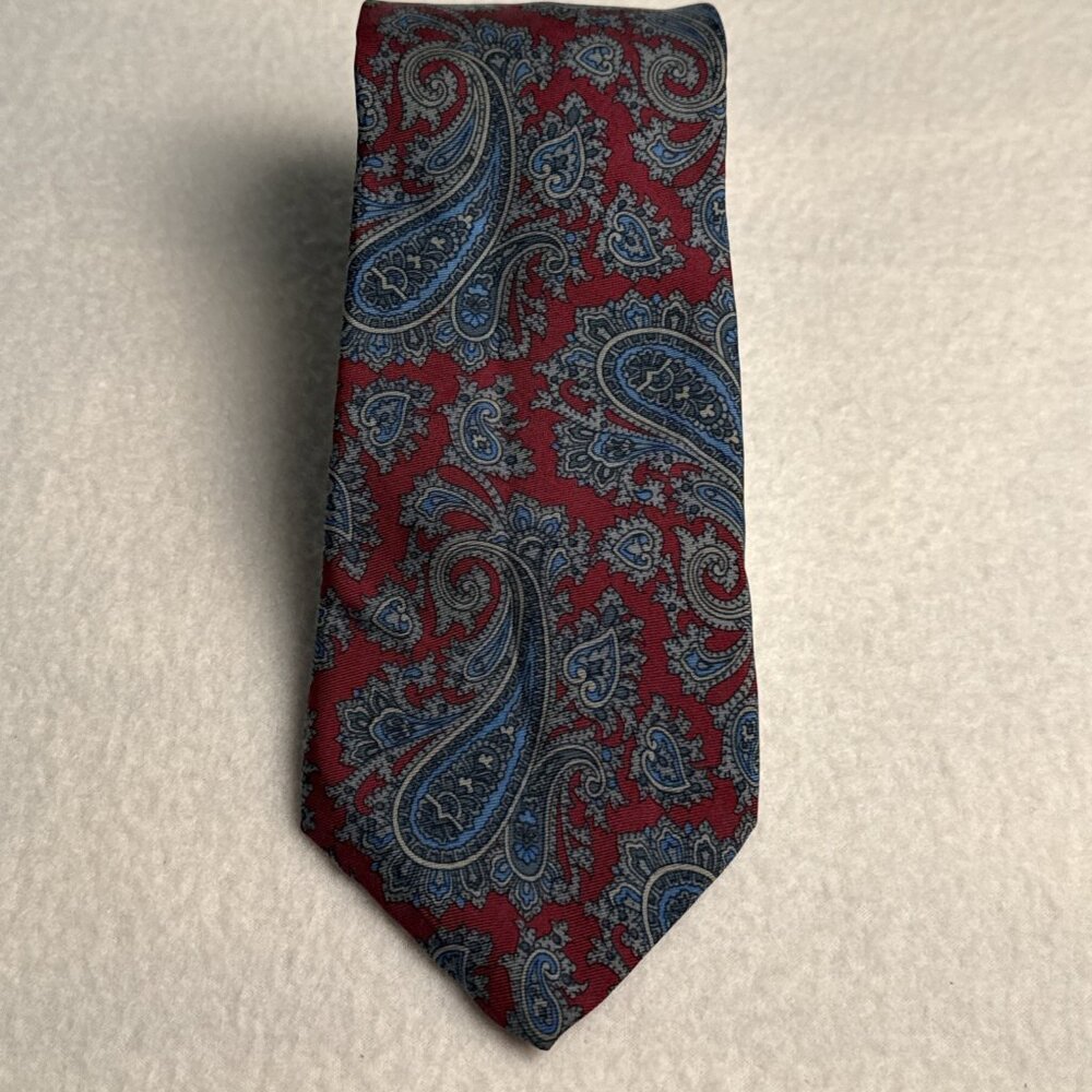 Bert‎ Pulitzer Maroon Blue Paisley Pattern Silk Neck Tie Made in USA 52" X 3.50"